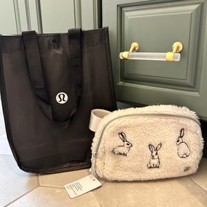🍋 🐰 NEW Lululemon Everywhere Belt Bag and tote